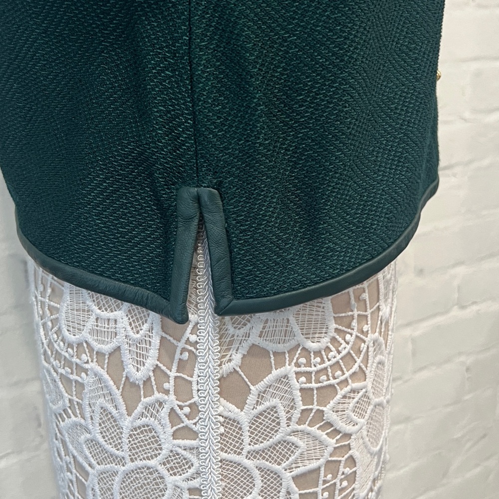 St. John Collection by Marie Gray Blazer - Picture 5 of 9